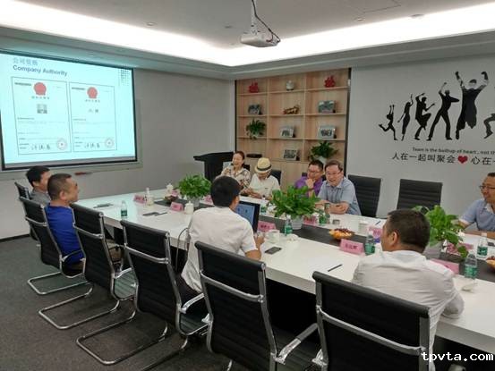 说明: C:\文档资料\校友会\会议资料\5月28日校长走访校友企业\微信图片_201805310843566.jpg
